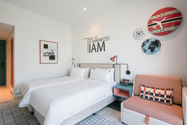 Rover Plus Room - Unlimited tea & coffee, 20% off on F&B and Laundry & More · photo 6
