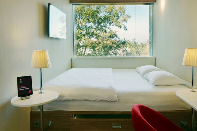 King Room - High Floor · photo 5