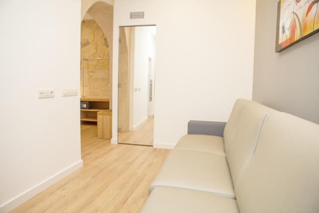 Family Room · photo 3