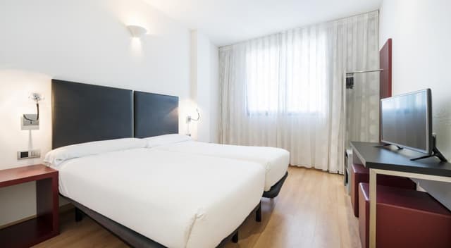 Double or Twin Room · photo 2