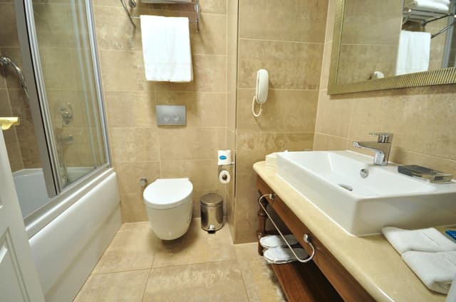 Double or Twin Room · photo 4