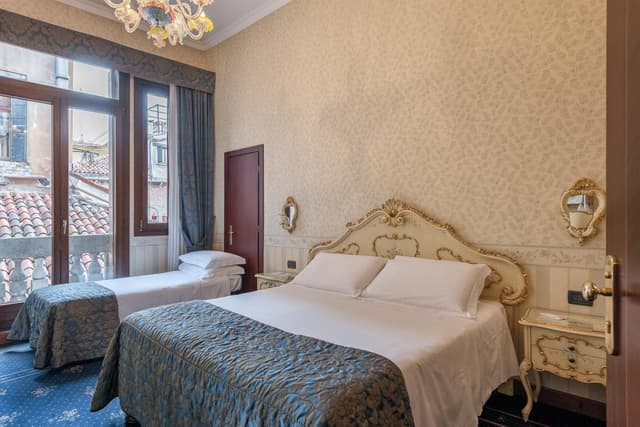 Classic Triple Room · photo 1