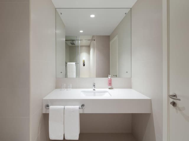 Rover Room - 36-Hour Staycation with 09:00 AM Early Check-in and 09:00 PM Late Checkout · photo 3
