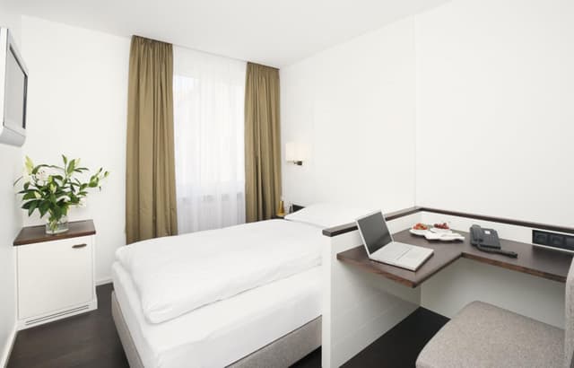 Standard Single Room · photo 6