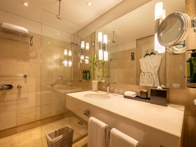 Superior King Room with Balcony and Pool View · foto 6