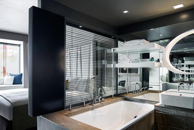 Luxury King or Twin room · photo 5