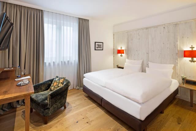 Standard Double or Twin Room · photo 5