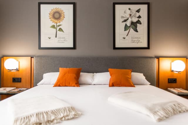 Double Room (2 Adults + 1 Child) · photo 6