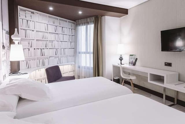 Standard Double Room · photo 4