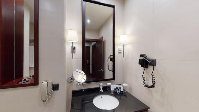 Double or Twin Room · photo 4