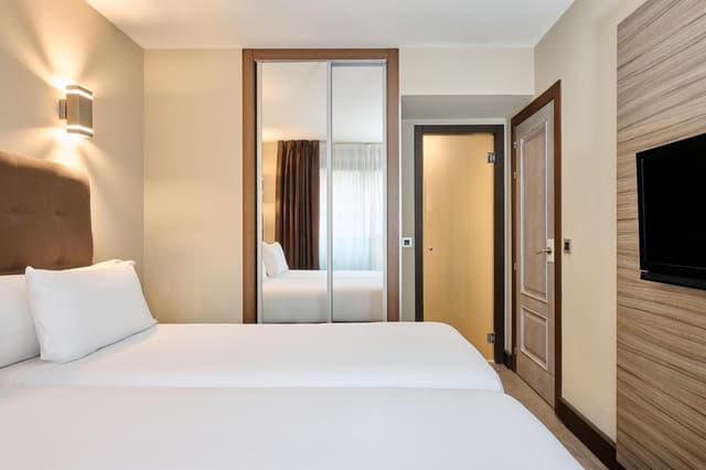 Double Family Room (2 Adults + 2 Children) · foto 2