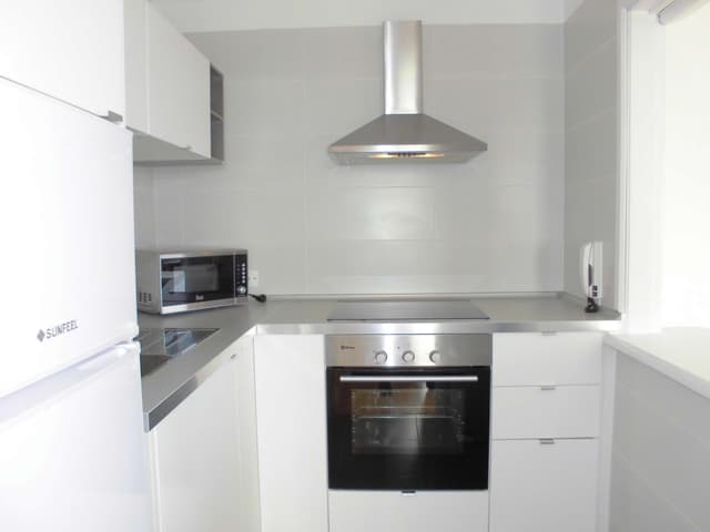 One-Bedroom Apartment - Penthouse · photo 2