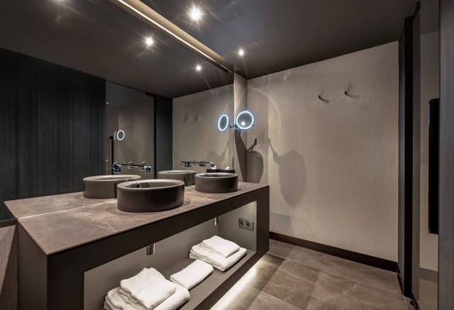 King Guest Room · photo 3
