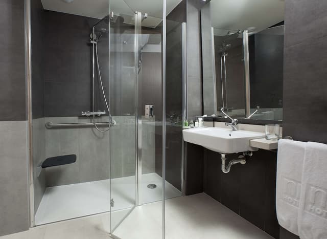 Premium Room (Extra Bed 3 Adults) · photo 5