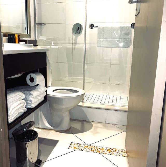 Standard Room (Queen) · photo 3