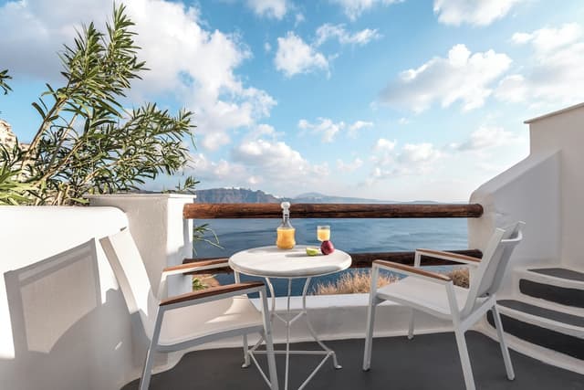 Two Bedroom Cave Suite with Hot Tub Caldera & Sea View · photo 3