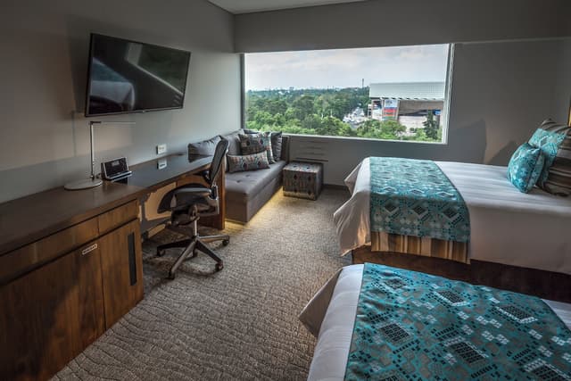 Classic Room, 2 Queen Beds (Executive Floor) · photo 2