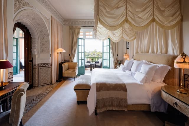 Suite (BALDAQUIN) · photo 1