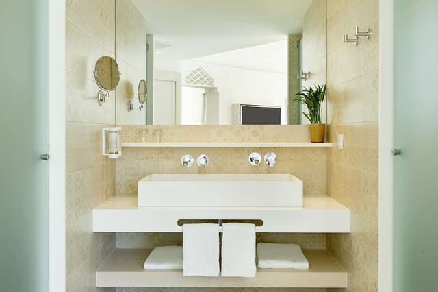Double Room Single Use, Pool View · photo 5