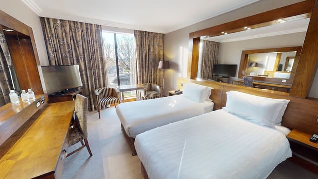 Superior Twin Room, 2 Twin Beds · photo 2