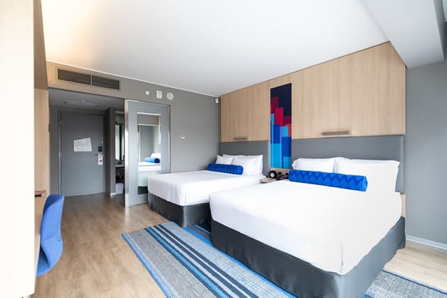 Deluxe Room, 2 Queen Beds · photo 5