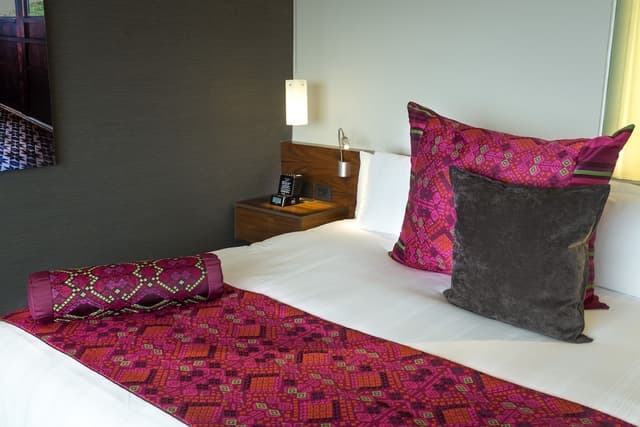 Classic Room, 1 King Bed, Club Lounge Access (Chapultepec Park View) · photo 7