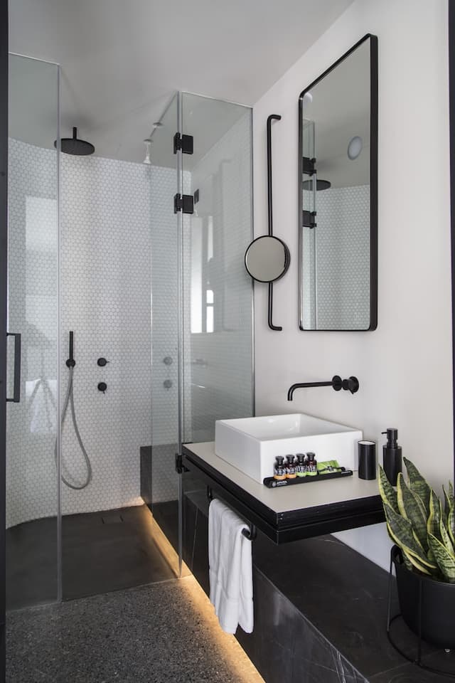 Superior Room, 1 King Bed (Acropolis View) · photo 6