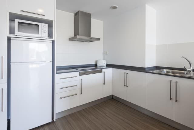 Apartamento de lujo, 2 habitaciones, vista parcial al mar (4 adultos) · foto 8