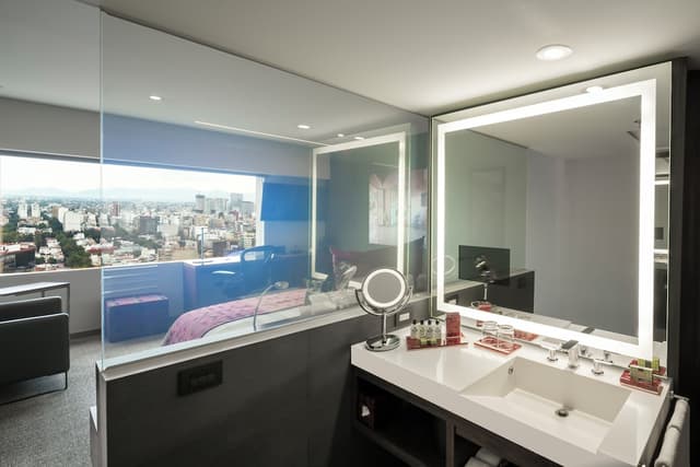 Classic Room, 2 Queen Beds (Executive Floor) · photo 8