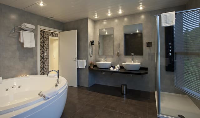Double or Twin Room · photo 3