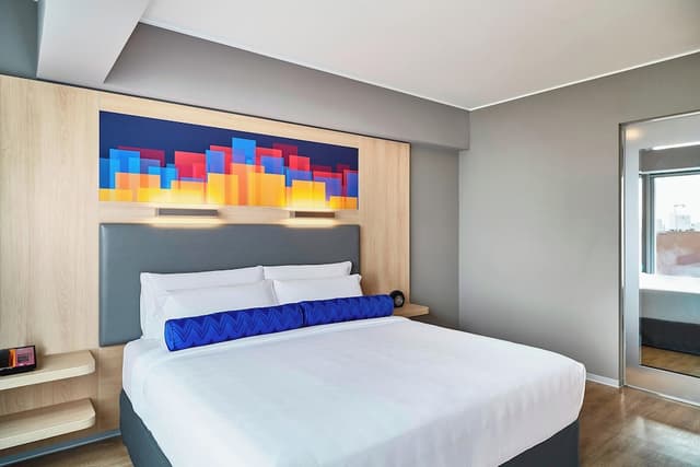 Urban, Room, 1 King Bed · photo 2