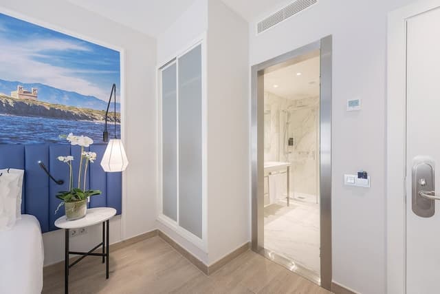 Double Room, Balcony, City View · photo 6