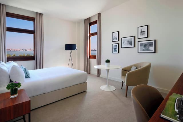 Deluxe Room, 1 King Bed · foto 1
