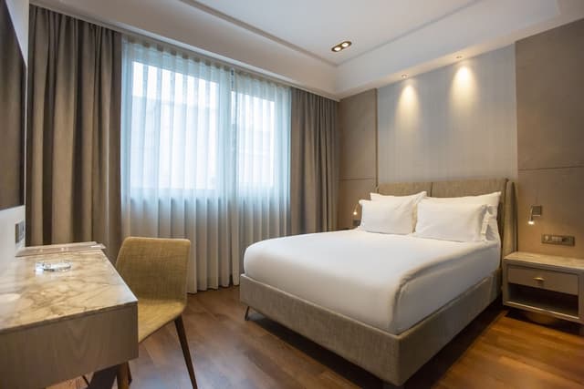 Business Double Room · photo 1