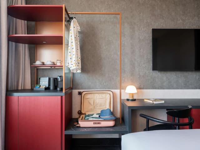 Room, 1 Double Bed · photo 5