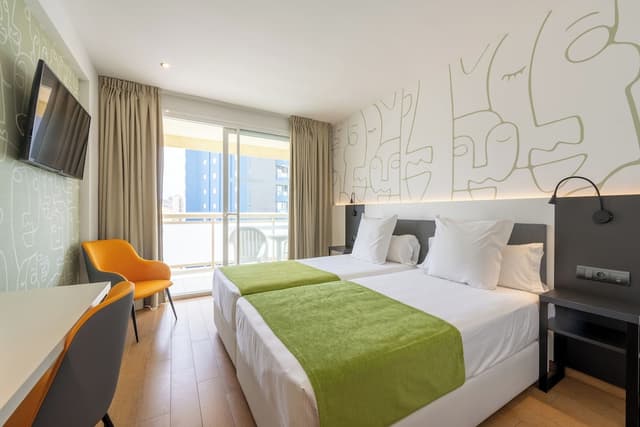 Premium Room, Terrace, Pool View (3 Adults) · photo 5