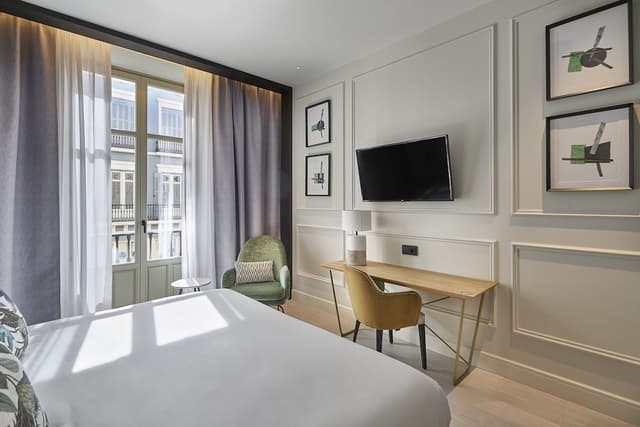 Double Room Single Use, City View · photo 1