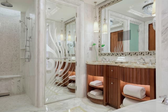 Superior Room, 1 King Bed, Sea View · photo 6