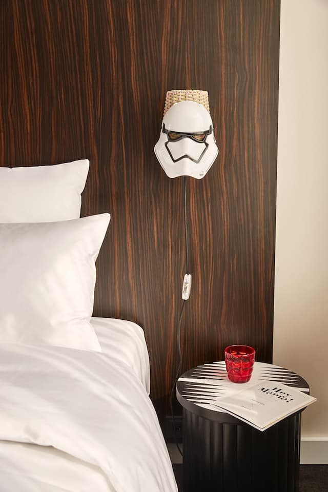 Room, 1 King Bed (Large Mama) · photo 7
