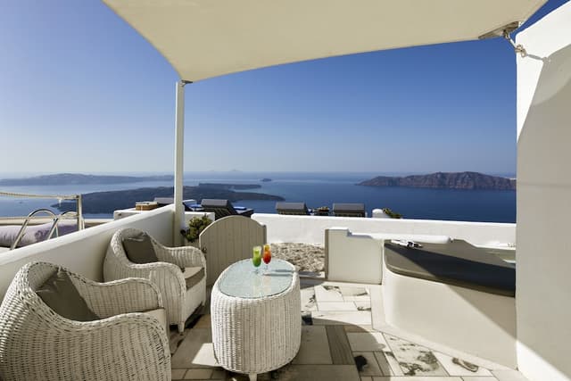 Suite, Private Pool (Master,  Caldera View) · photo 6