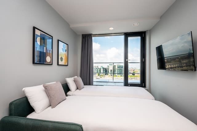 1 Bedroom Apartment Twin · photo 4