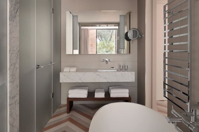 Deluxe Room, 1 King Bed · foto 7