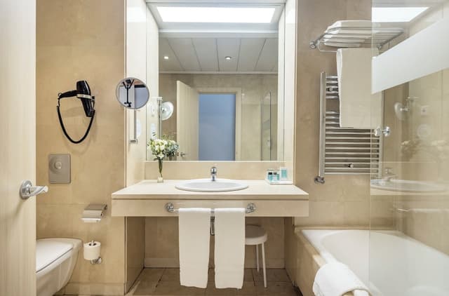 Triple Room, 2 adults and 1 child · photo 2