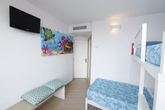 Apartamento de 2 Dormitorios (3 Adultos + 2 Niños) · foto 3