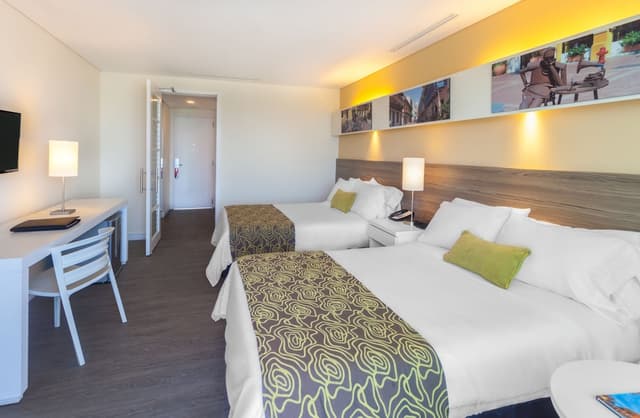Standard Room, 2 Double Beds, Ocean View · foto 6