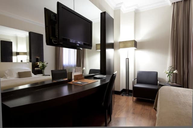 Double Room · photo 7