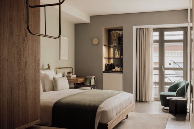 Superior Room, 1 King Bed (Acropolis View) · photo 1