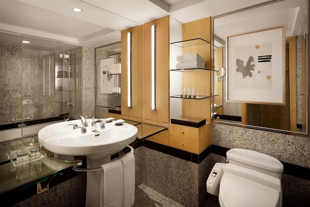 Deluxe Room, 2 Twin Beds, City View (Pool Access) · photo 3