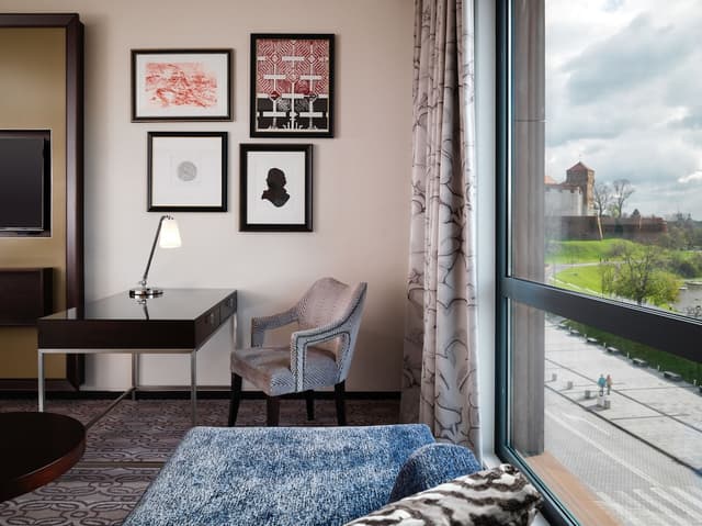 Grand Room, 2 Twin Beds (View) · photo 3