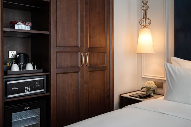 Classic Double or Twin Room · photo 7